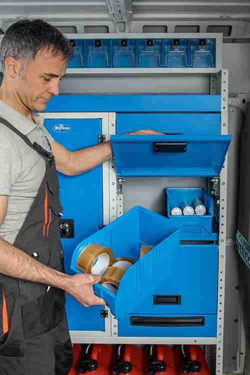 ripiano con antina e contenitori estraibili in plastica Syncro Brescia